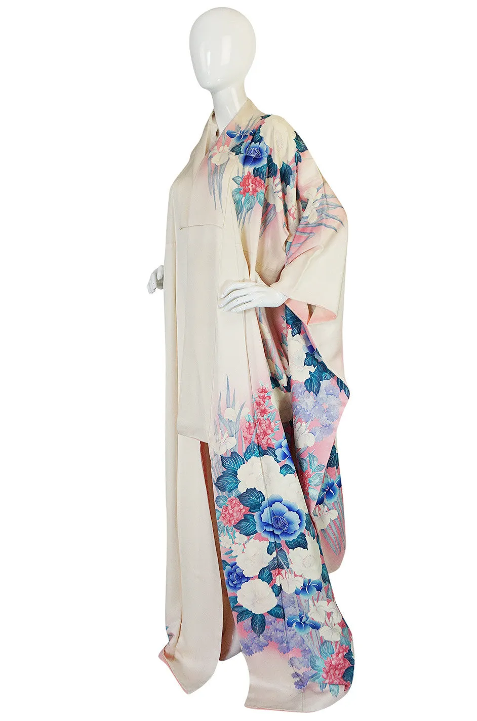 1940s Floral Pastel Hand Painted Pink & Blue Silk Kimono