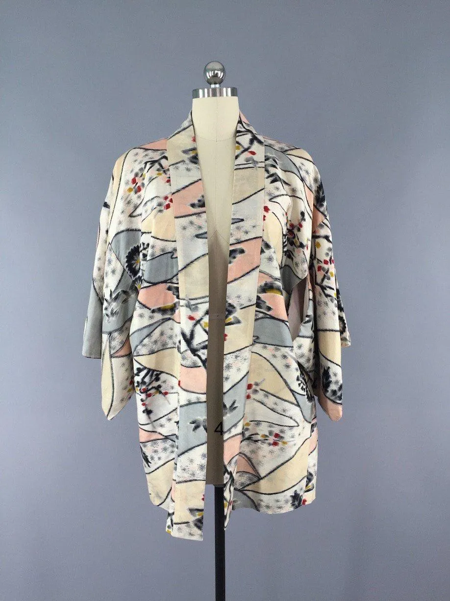 1940s Vintage Silk Haori Kimono Jacket / Peach IKAT