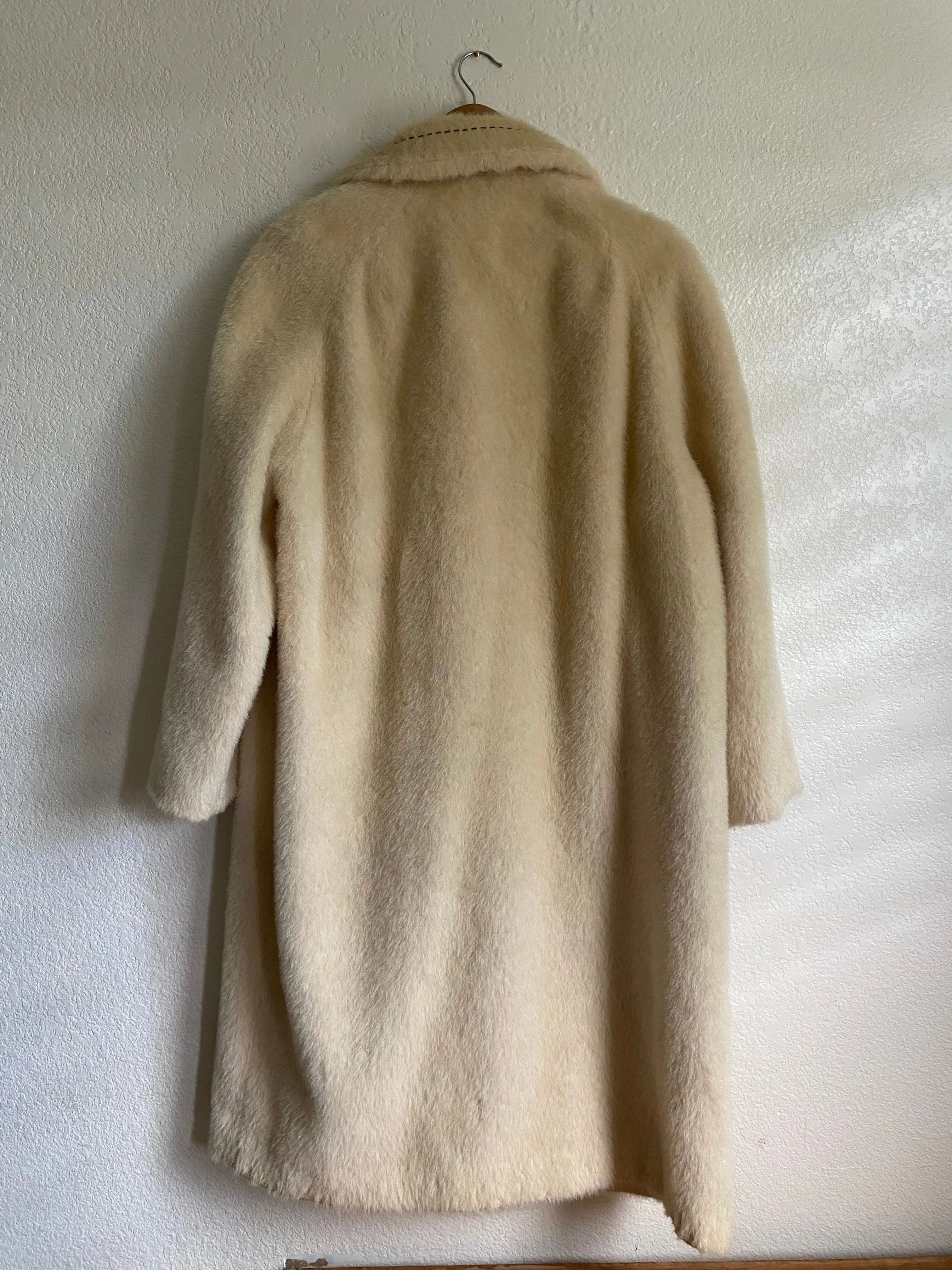 1960’s Miss Smith Ivory Luxury Mohair coat