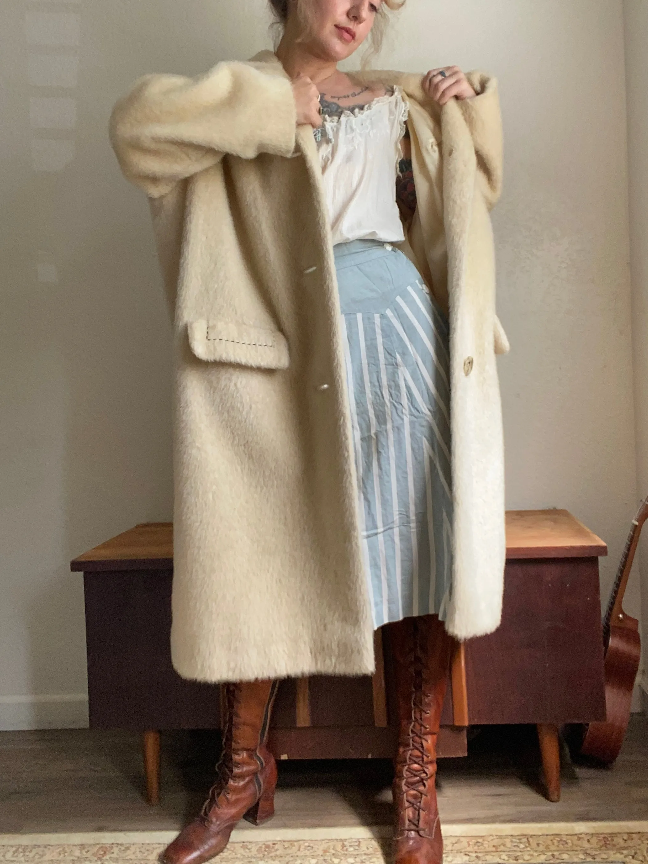 1960’s Miss Smith Ivory Luxury Mohair coat