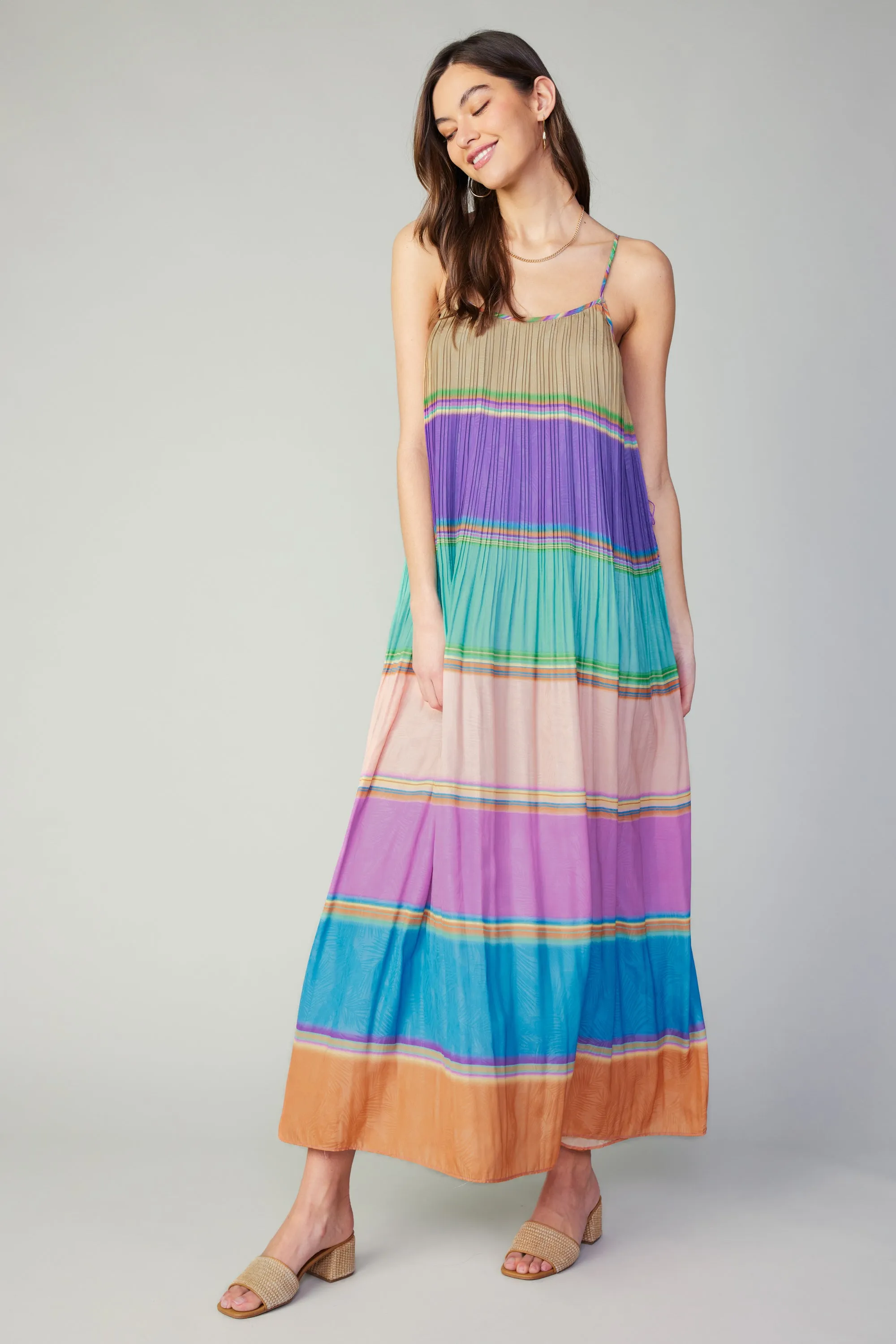 Color Block Pleated Maxi Dress