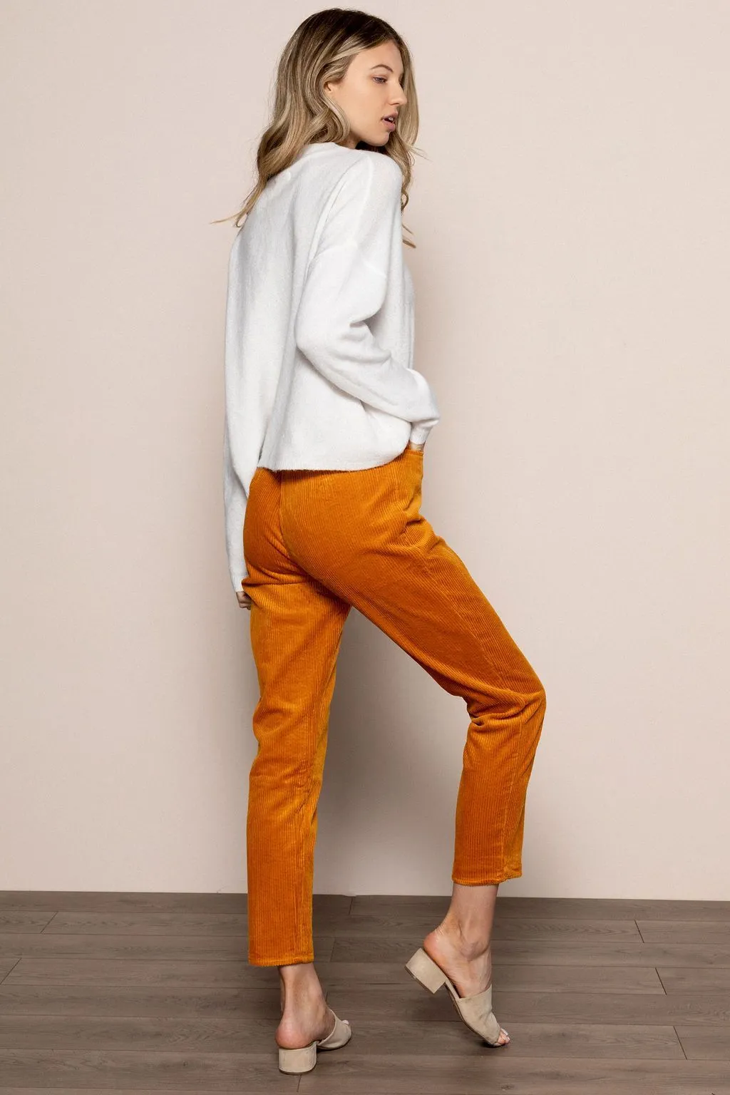 Corduroy Pants in Camel in Orange