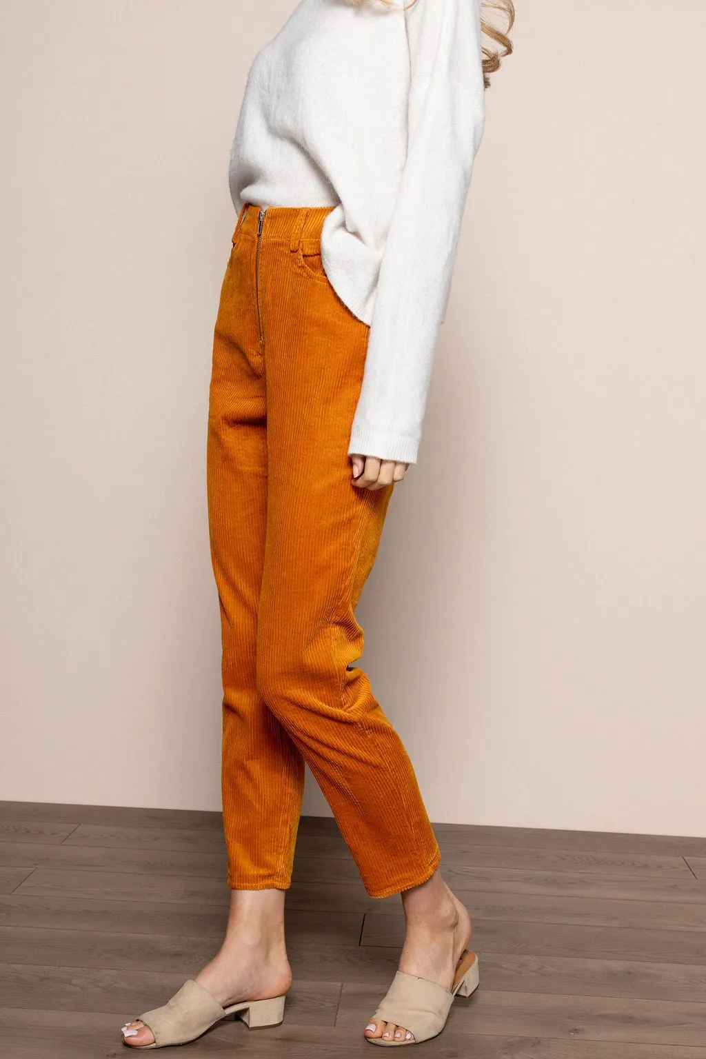 Corduroy Pants in Camel in Orange