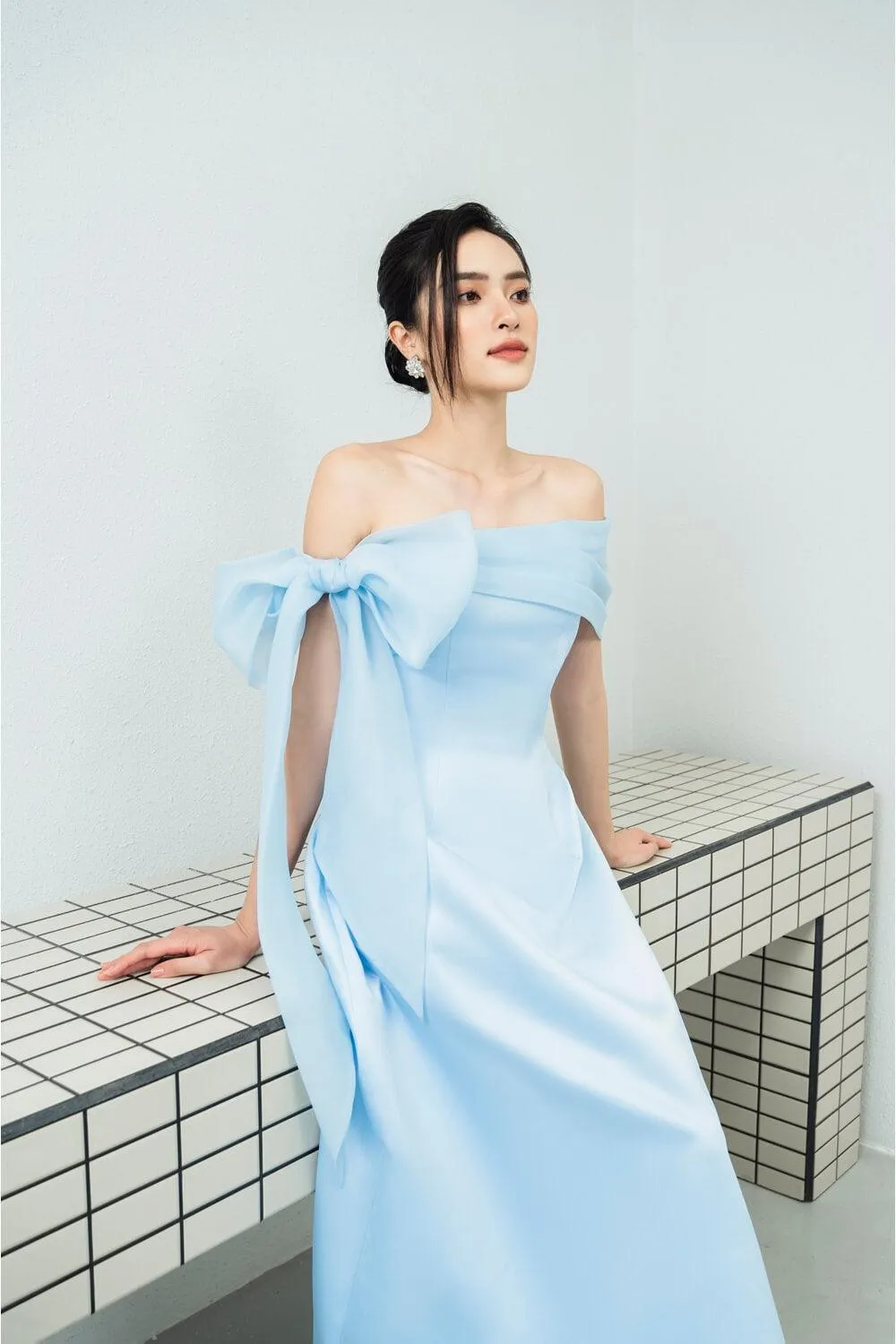 Jolie A-line Bow Tie Taffeta Midi Dress