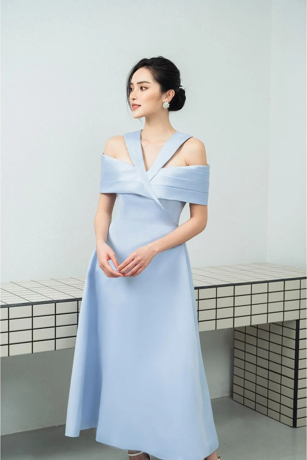 Raina A-line Open Shoulder Taffeta Midi Dress