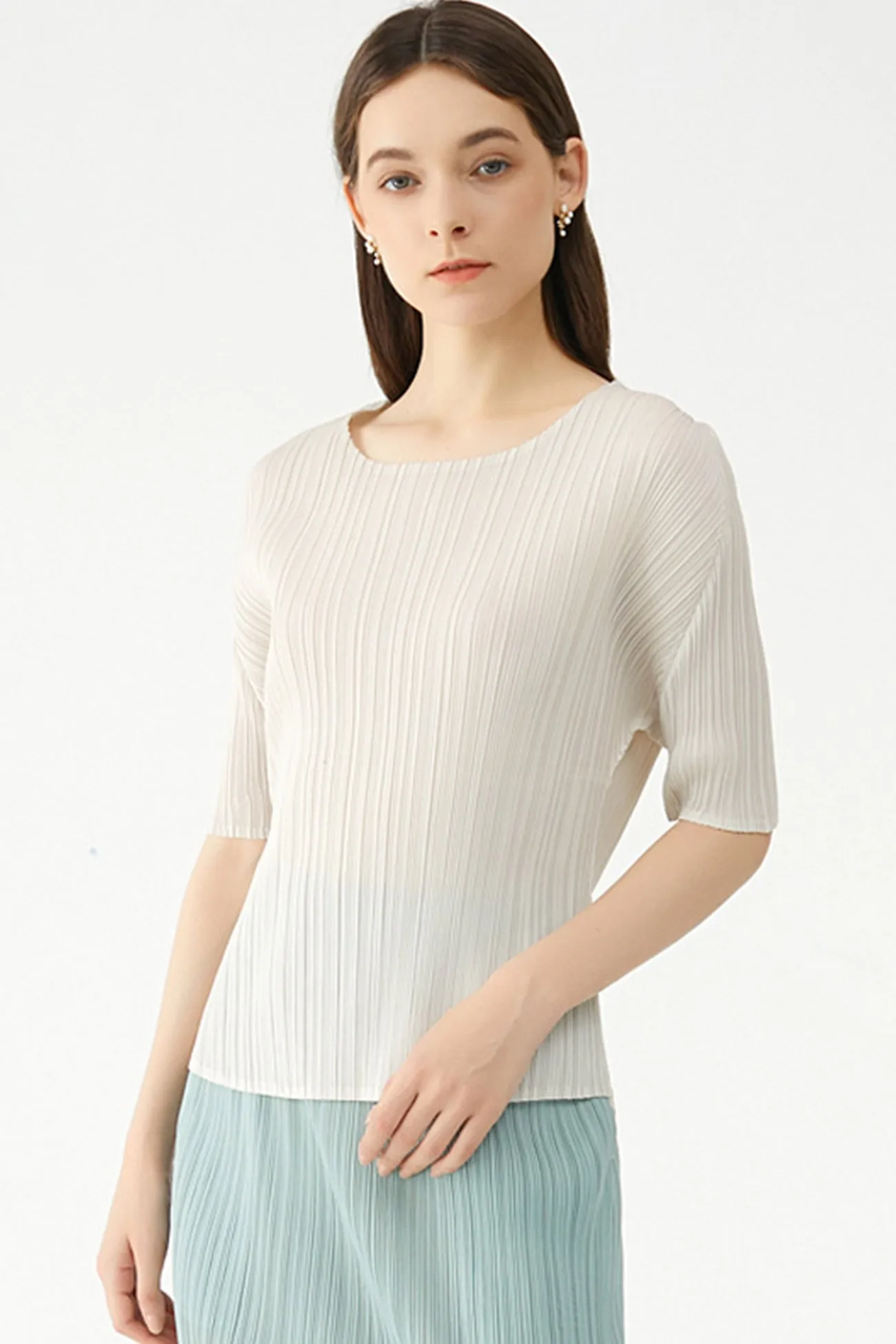 Solid Color Full Pleated Short Sleeve Top