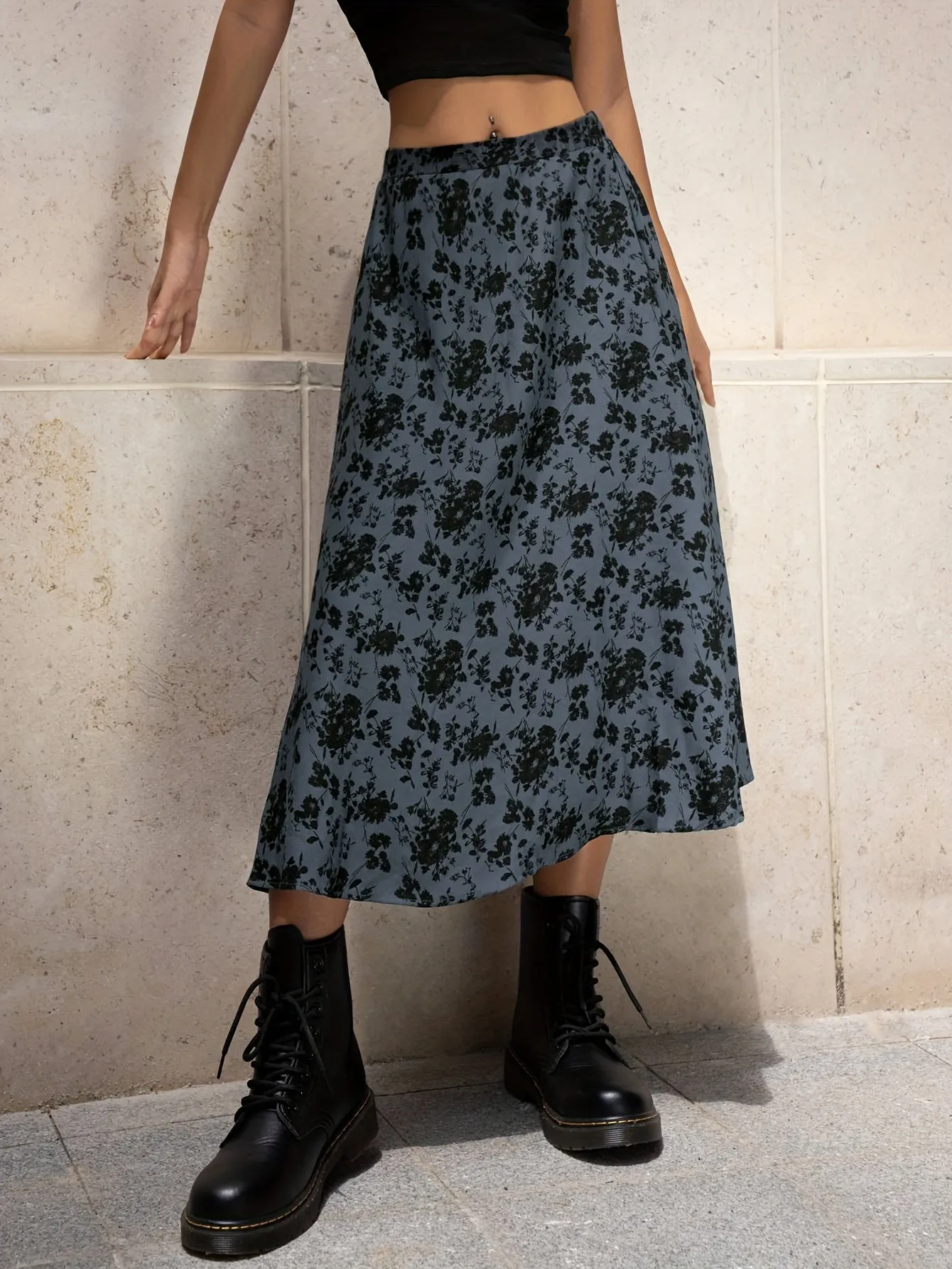 Summer Chic: Y2K Ditsy Floral High Waist Midi Skirt - Woven, Easy-Care, Durable Women's Fashion