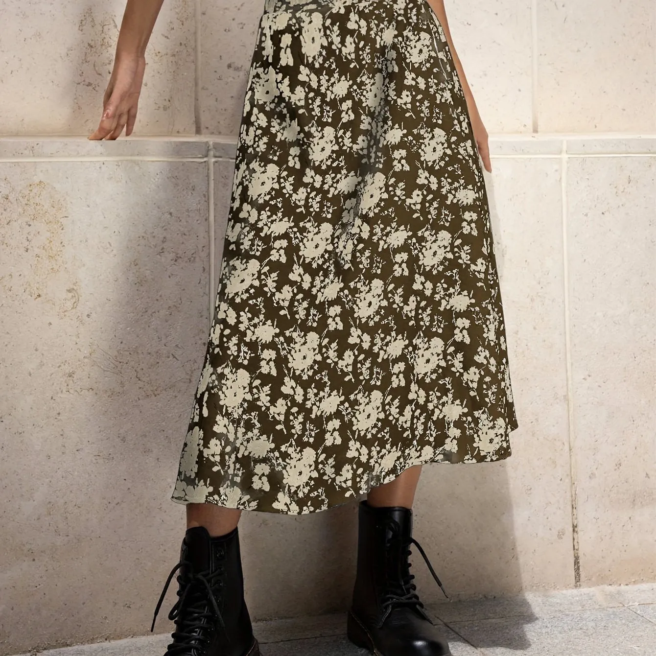 Summer Chic: Y2K Ditsy Floral High Waist Midi Skirt - Woven, Easy-Care, Durable Women's Fashion