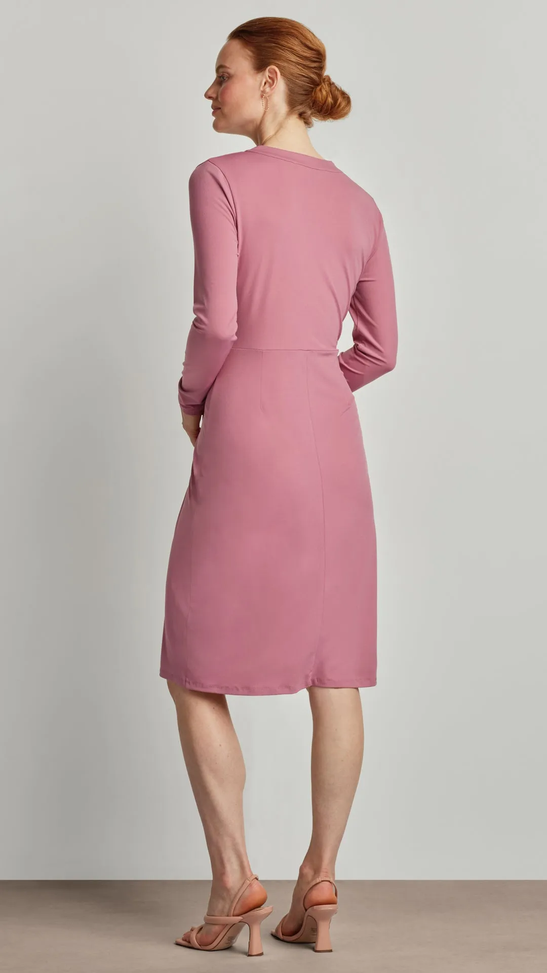 TIE WAIST V-NECK DRESS